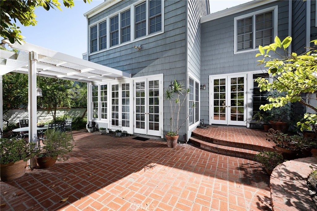 MLS #OC25214394 image #27