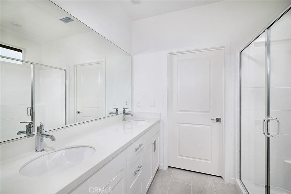 MLS #OC25214473 image #12