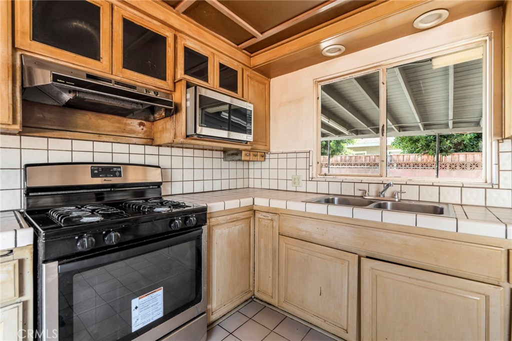 MLS #OC25214485 image #18