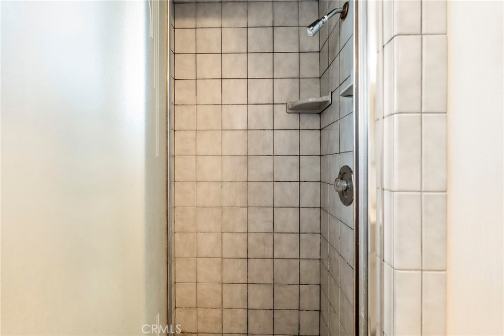 MLS #OC25214485 image #25