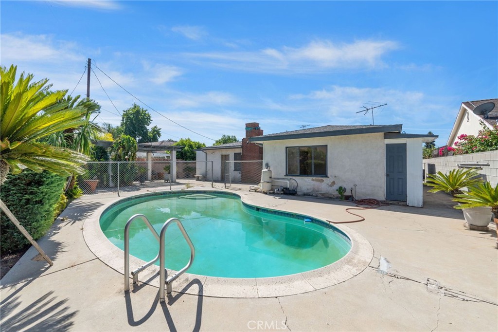 MLS #OC25214485 image #40