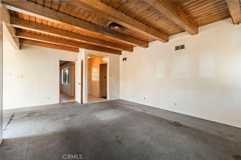 MLS #OC25214485 image #9