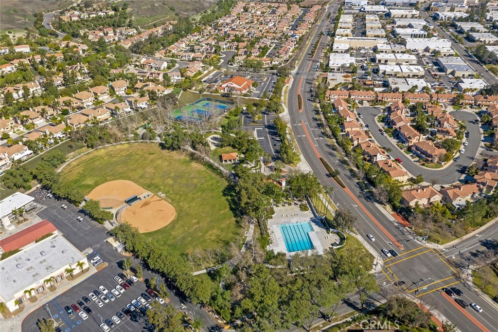 MLS #OC25214546 image #27