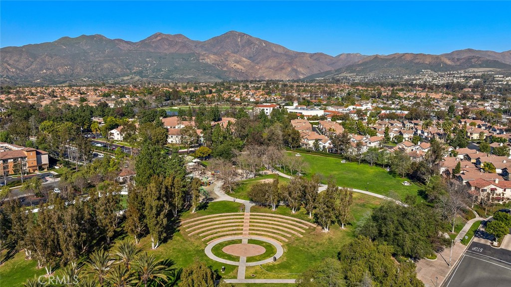 MLS #OC25214546 image #28