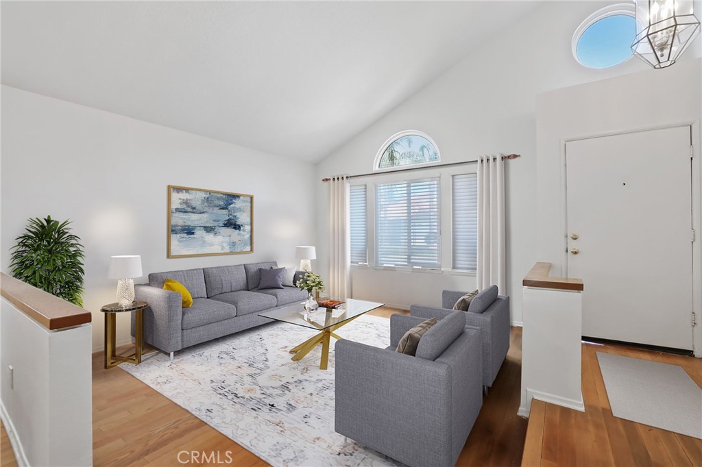 MLS #OC25214546 image #9