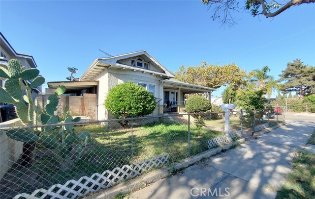 MLS #OC25214603 image #0