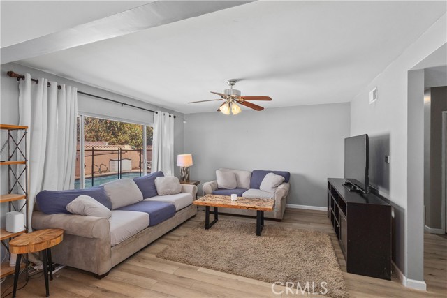 MLS #OC25214639 image #10