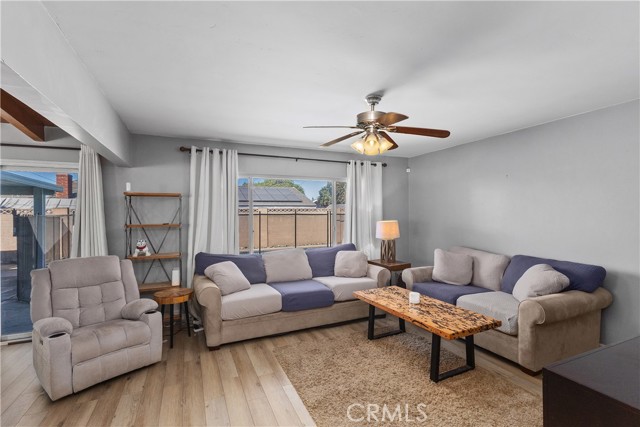 MLS #OC25214639 image #12