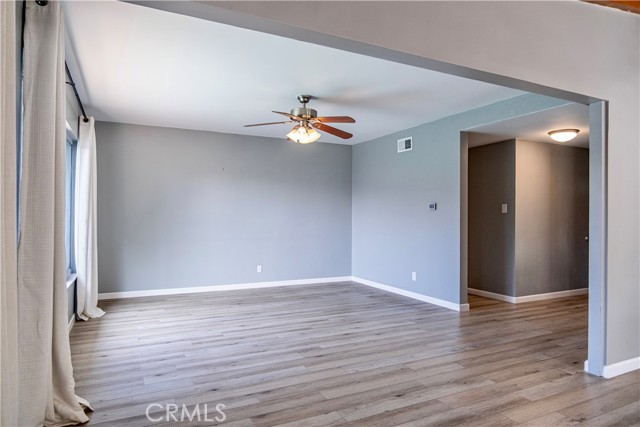 MLS #OC25214639 image #17