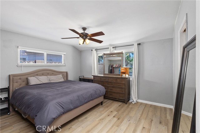 MLS #OC25214639 image #22