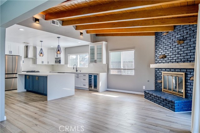 MLS #OC25214639 image #9