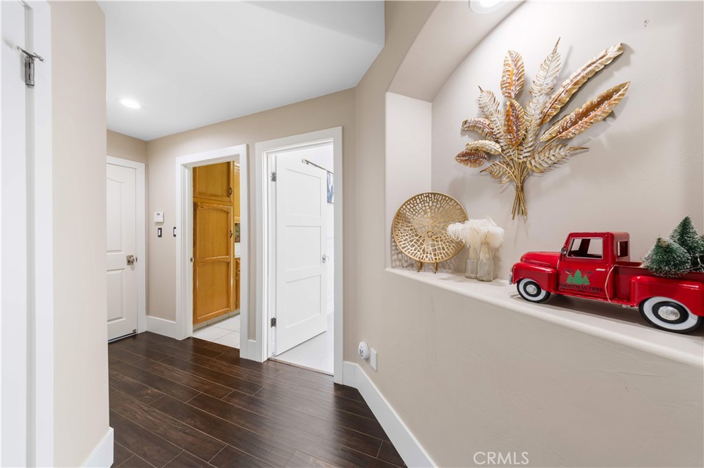 MLS #OC25214722 image #20