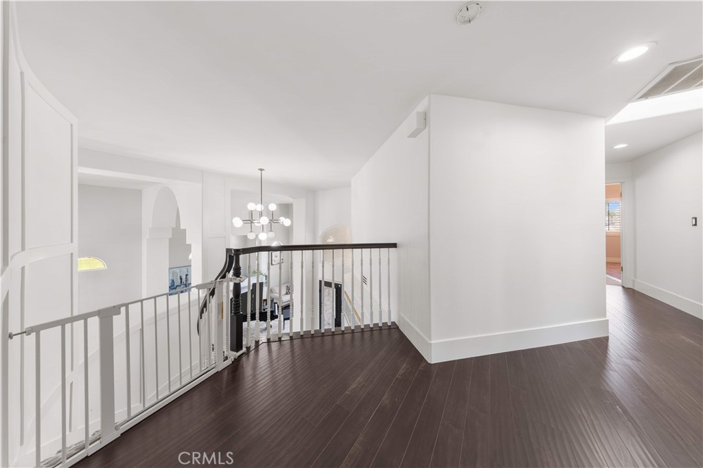 MLS #OC25214722 image #26