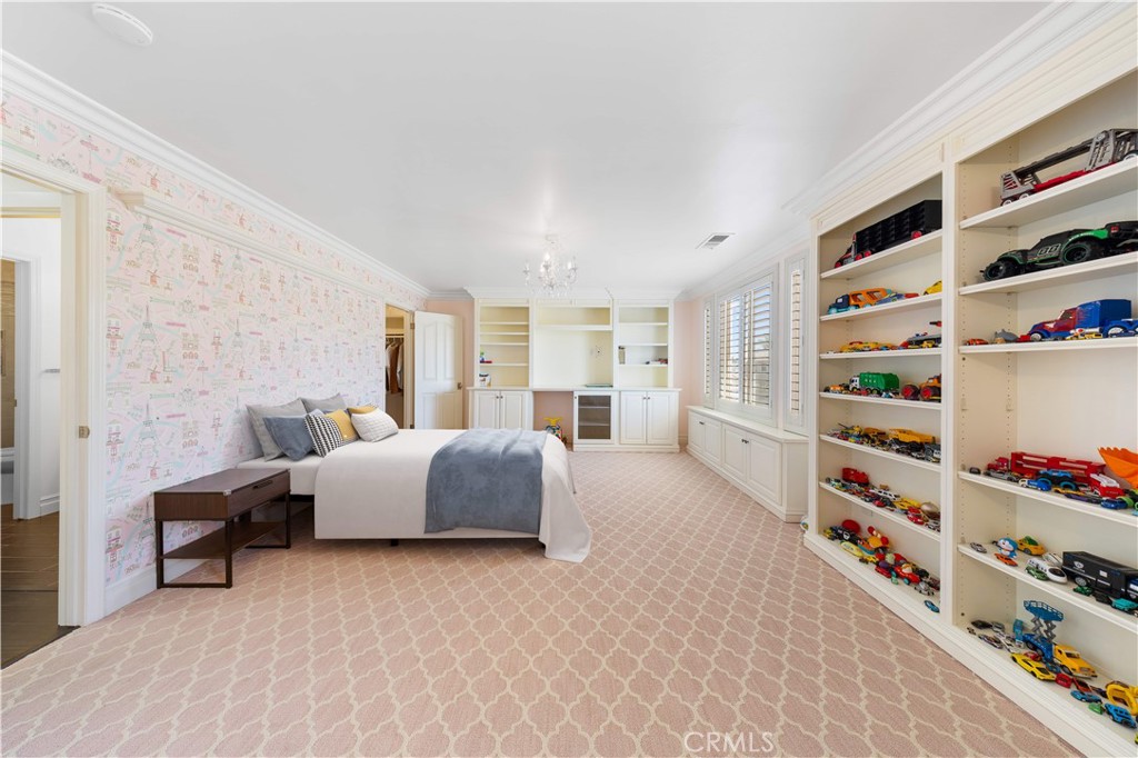 MLS #OC25214722 image #33