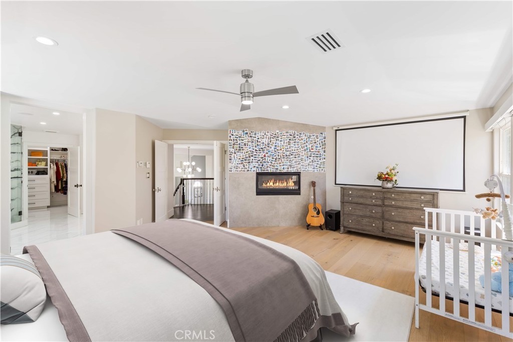 MLS #OC25214722 image #44