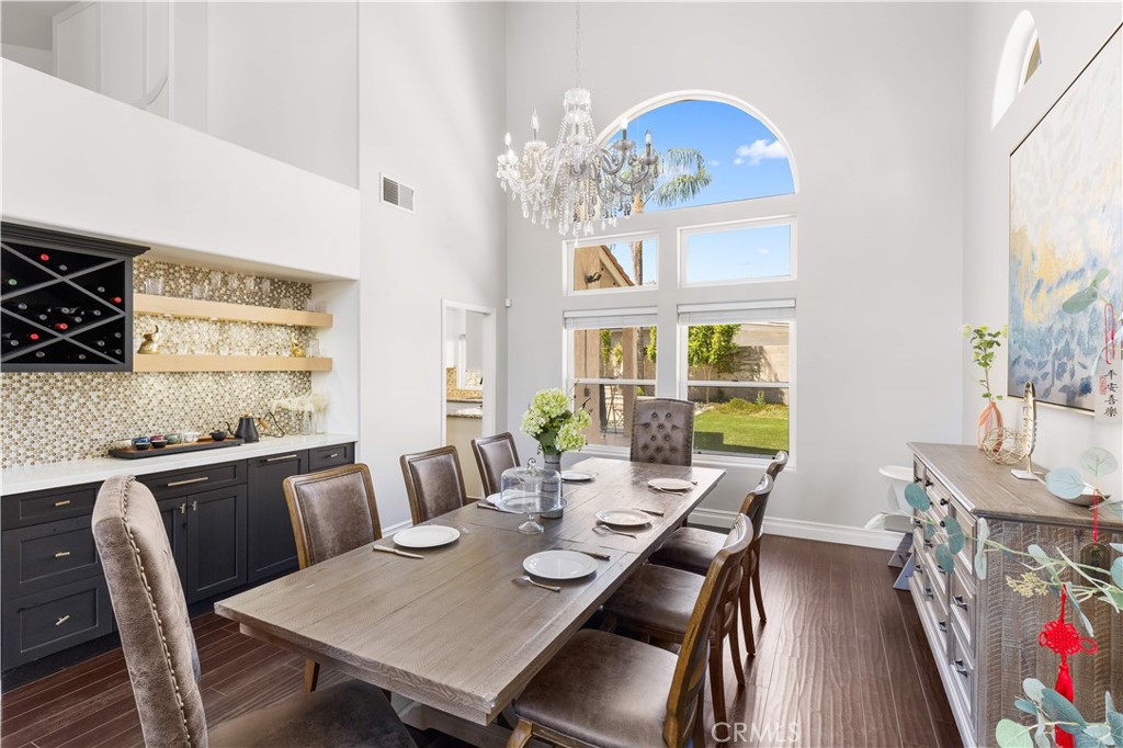 MLS #OC25214722 image #6