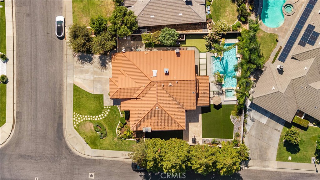 MLS #OC25214722 image #60