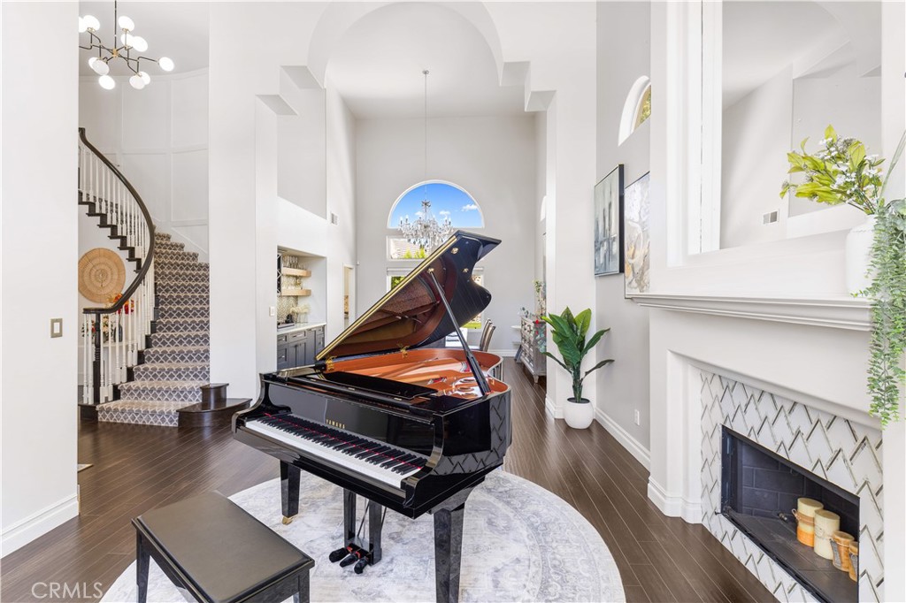 MLS #OC25214722 image #7