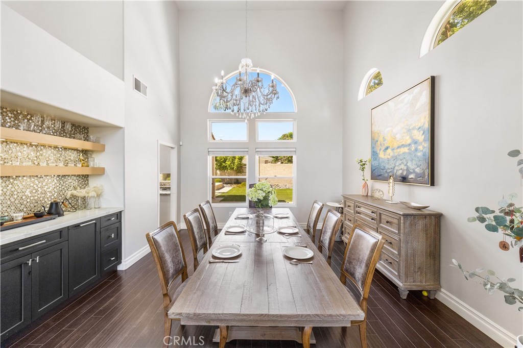 MLS #OC25214722 image #8