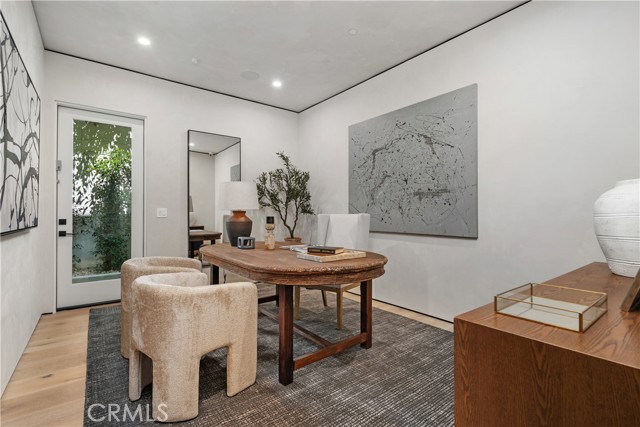 MLS #OC25214816 img 13