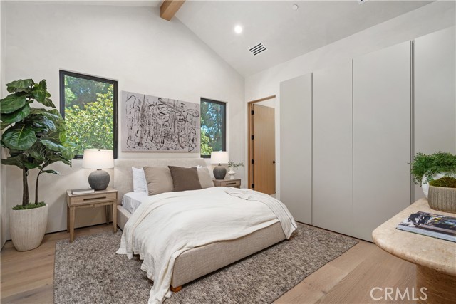 MLS #OC25214816 img 16