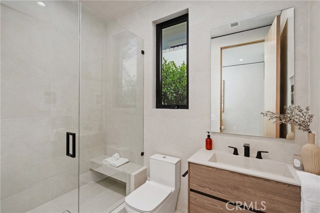 MLS #OC25214816 img 17