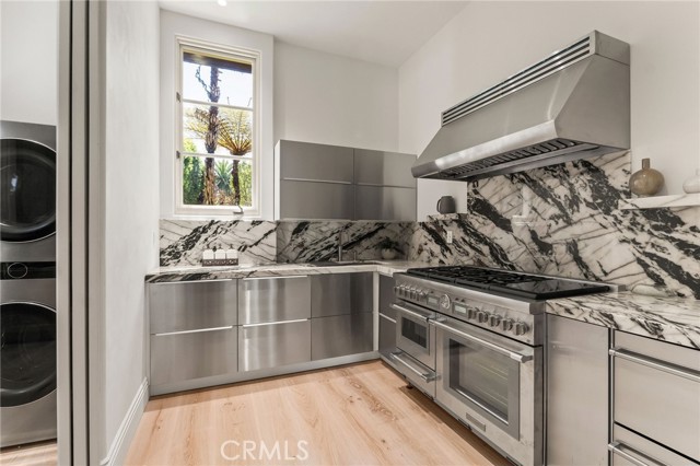 MLS #OC25214914 image #4