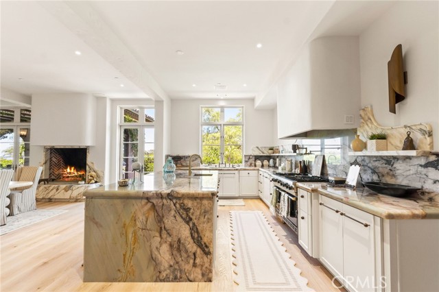 MLS #OC25214914 image #9