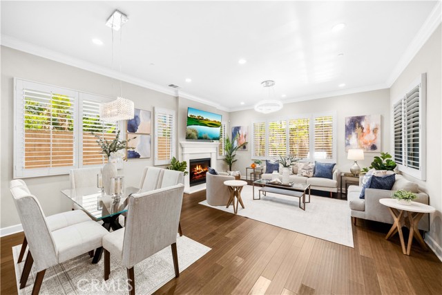MLS #OC25215040 image #1