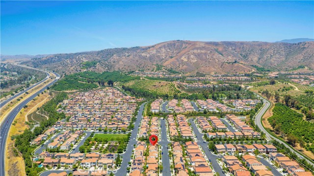 MLS #OC25215040 image #32