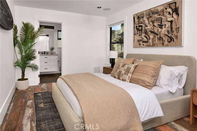 MLS #OC25215127 image #10