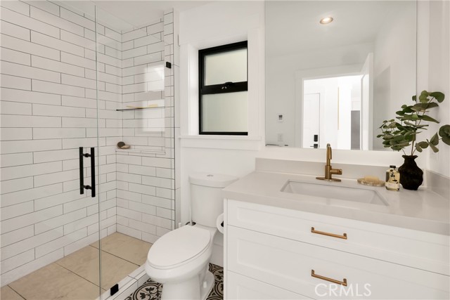 MLS #OC25215127 image #17