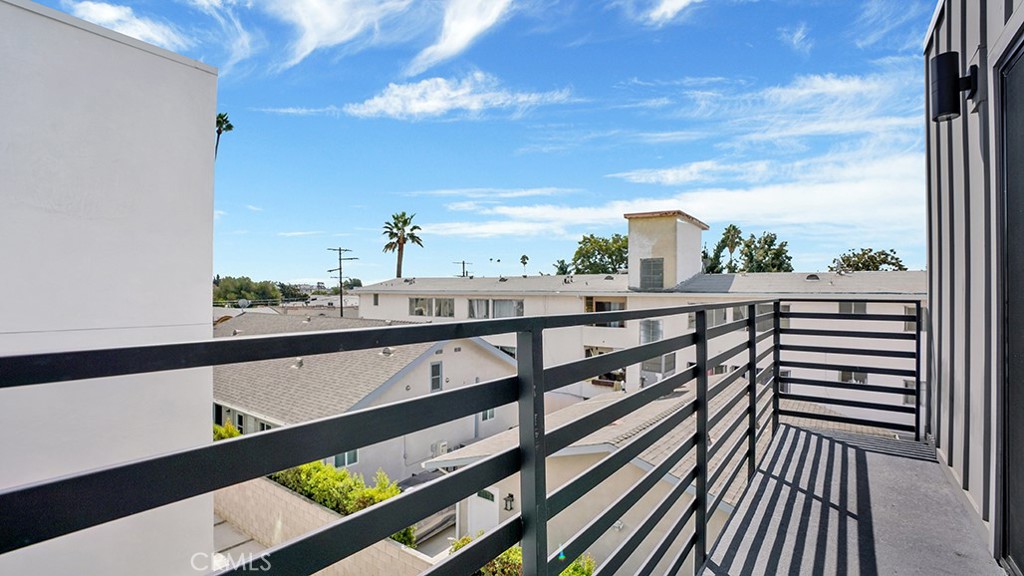 MLS #OC25215176 image #20