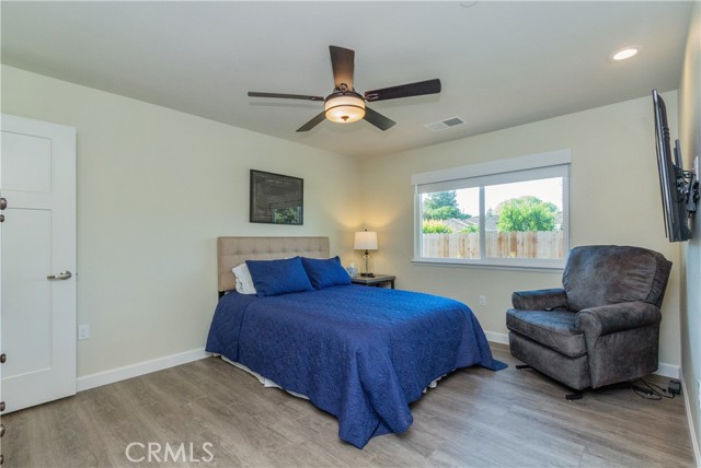 MLS #OC25215200 image #24