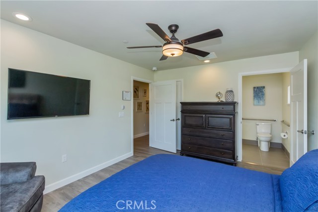 MLS #OC25215200 image #25