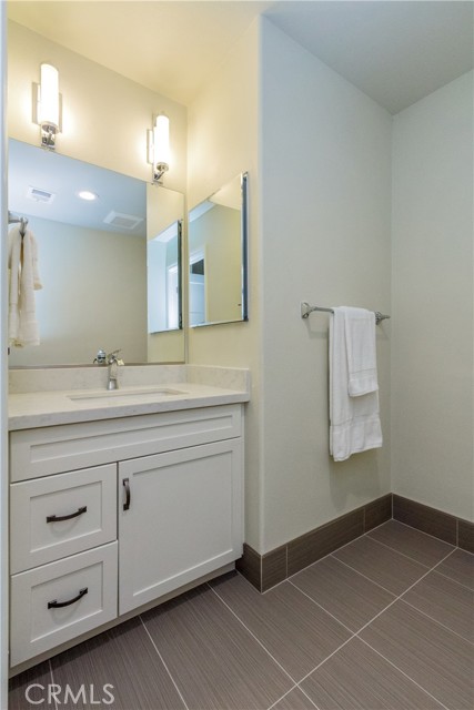 MLS #OC25215200 image #29