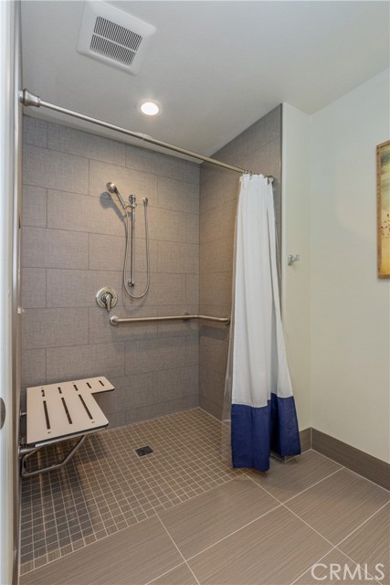 MLS #OC25215200 image #30