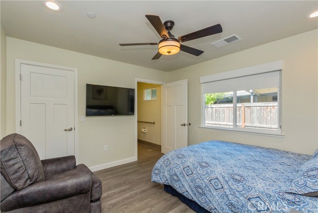 MLS #OC25215200 image #31