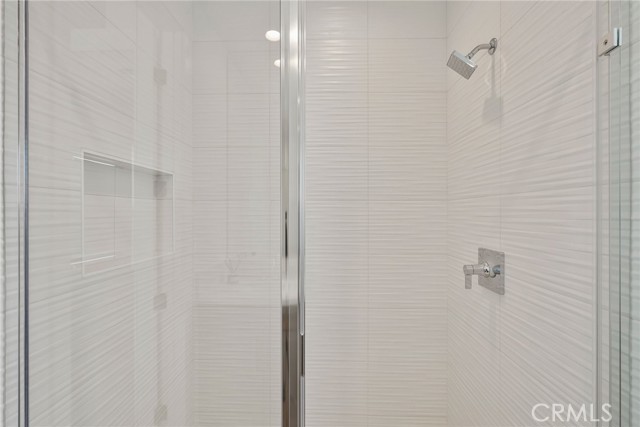 MLS #OC25215245 image #16