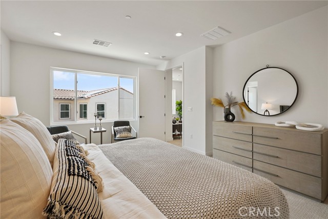 MLS #OC25215245 image #17