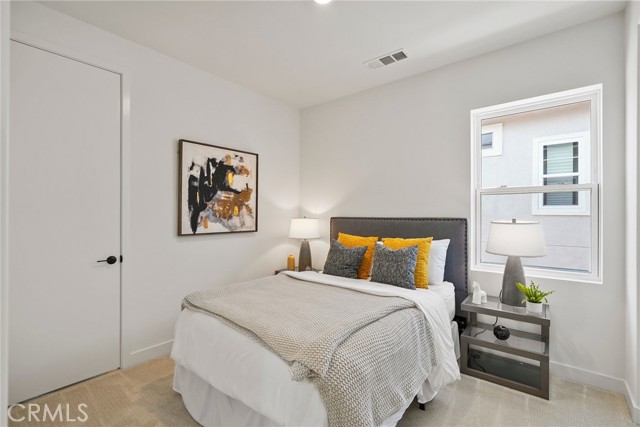 MLS #OC25215245 image #21