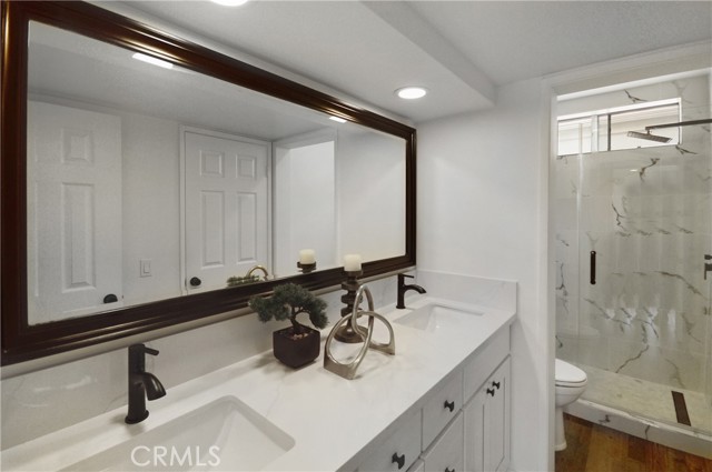 MLS #OC25215315 image #14