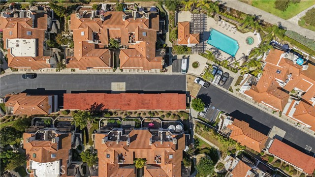 MLS #OC25215315 image #39