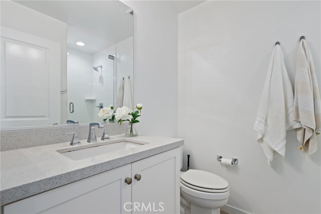 MLS #OC25215351 image #16