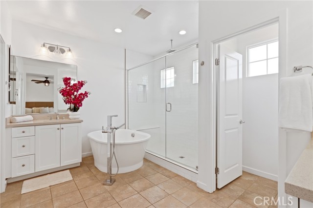 MLS #OC25215351 image #26