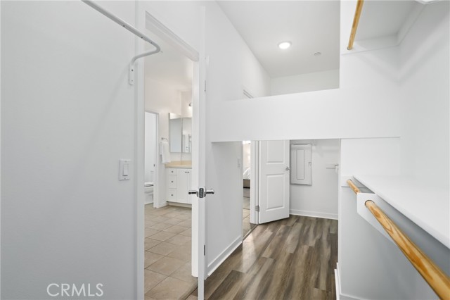 MLS #OC25215351 image #29