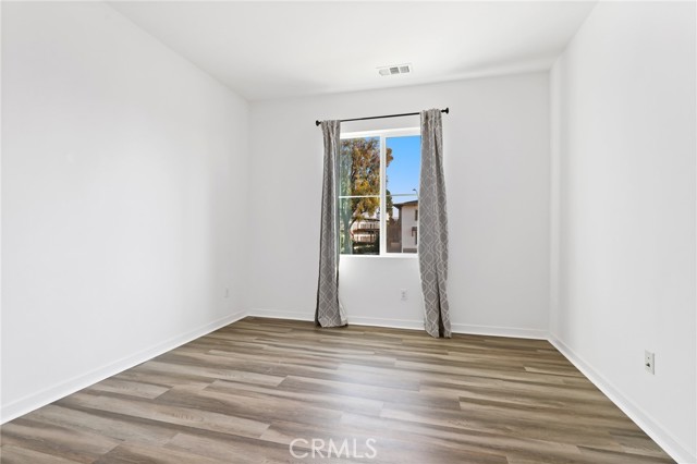 MLS #OC25215351 image #31