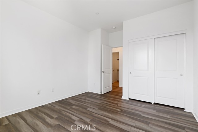 MLS #OC25215351 image #33