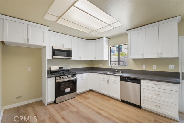 MLS #OC25215445 image #3