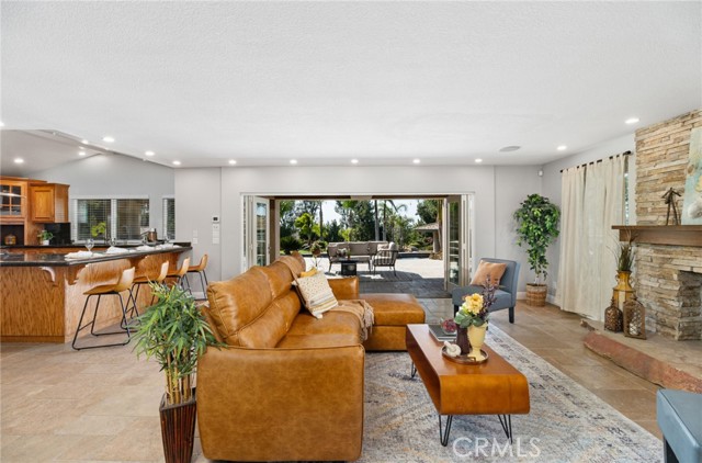 MLS #OC25215520 image #30